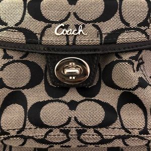 100% authentic COACH women’s crossbody bag